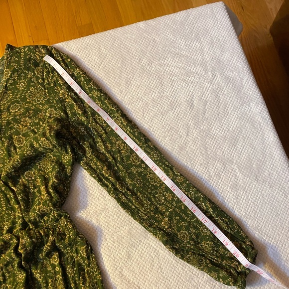 Boho lace front long sleeve romper - Picture 5 of 7